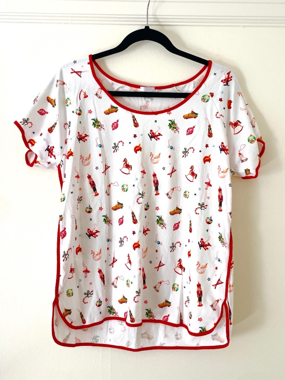 Like New - LAKE Christmas Short Set - Women's XL